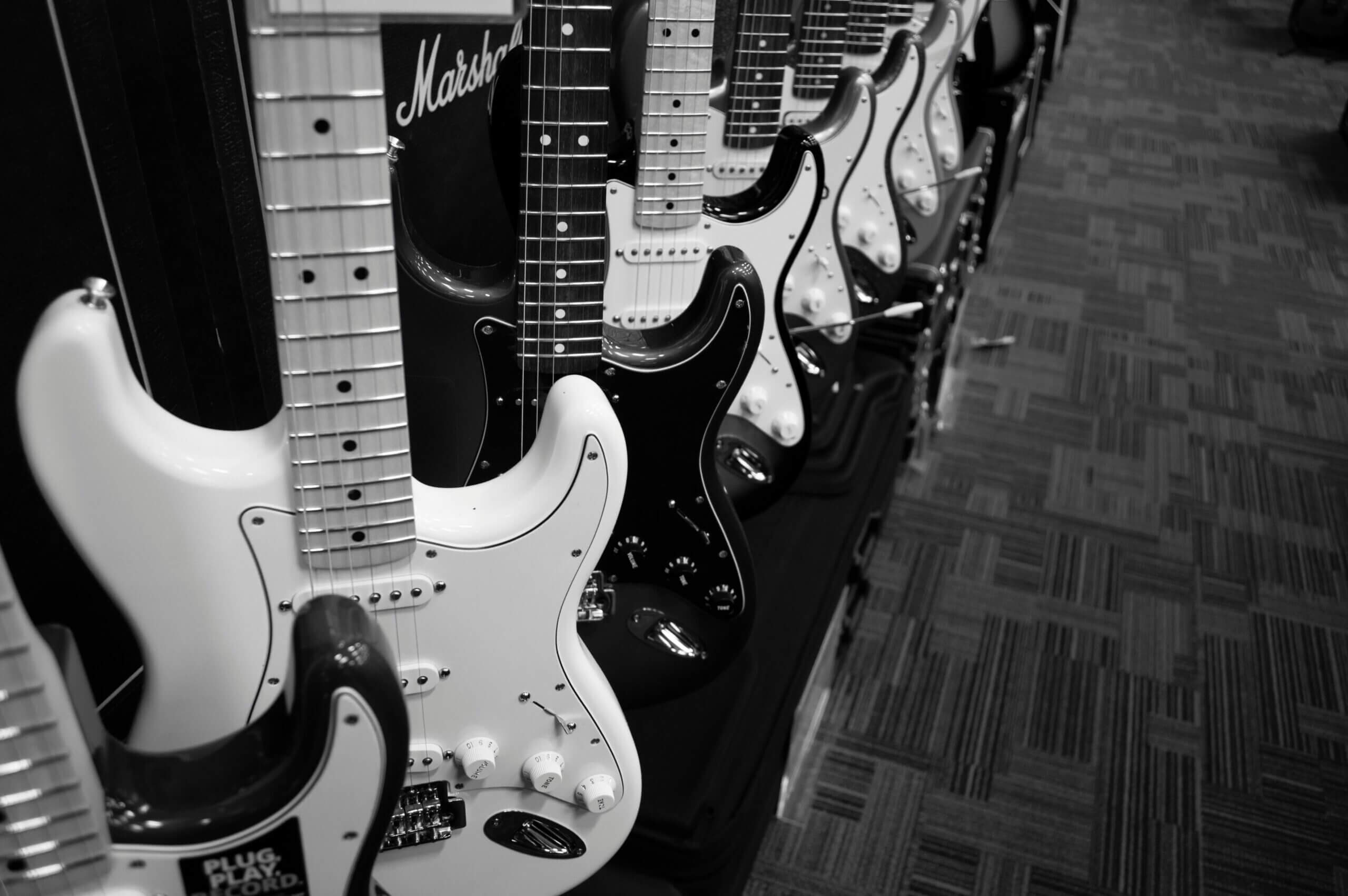 Best beginners guitars,guitars,kids,adults,starter packs,acoustic,electric,